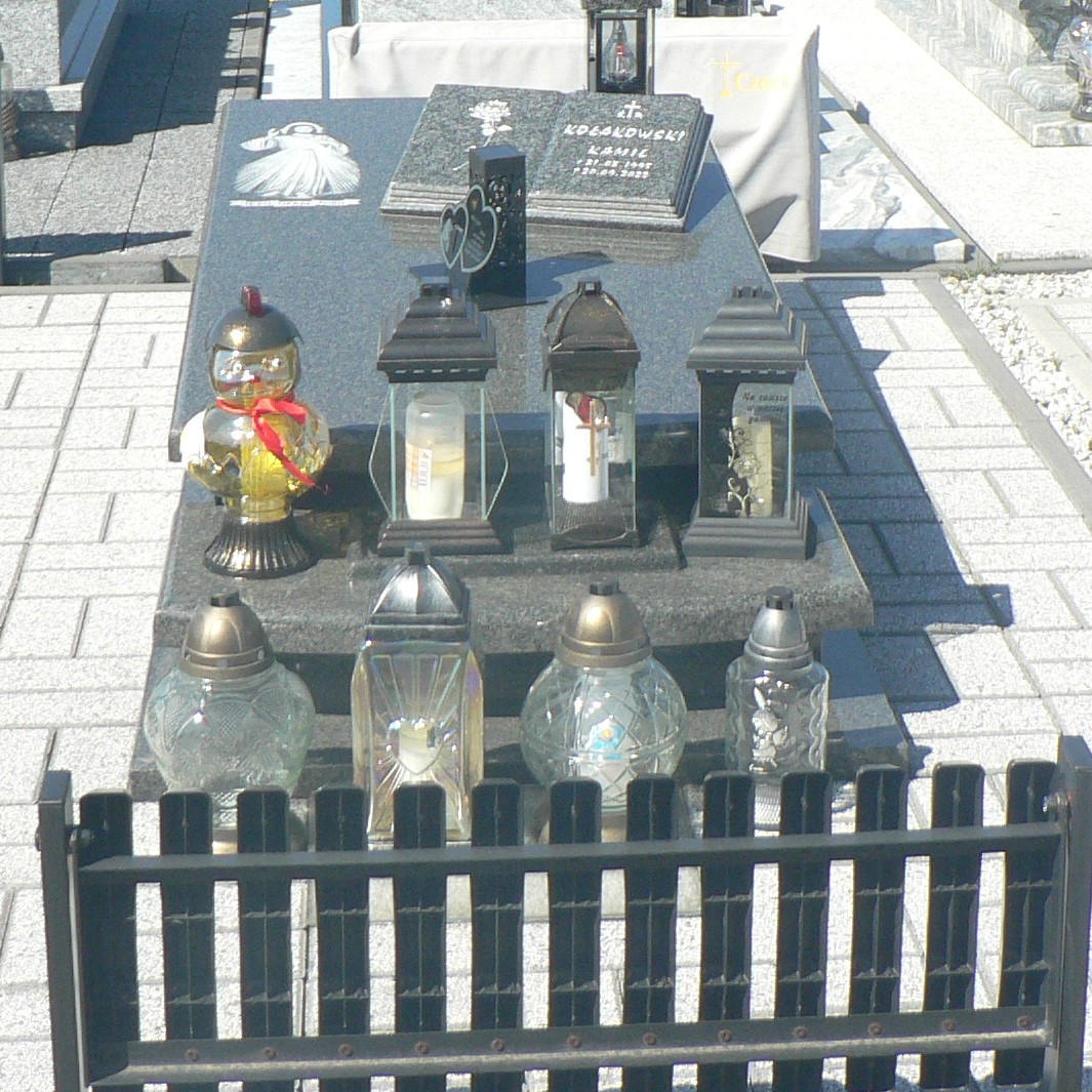 Kamil Kołakowski 1995 Łaziska Górne - Grobonet - Wyszukiwarka osób pochowanych